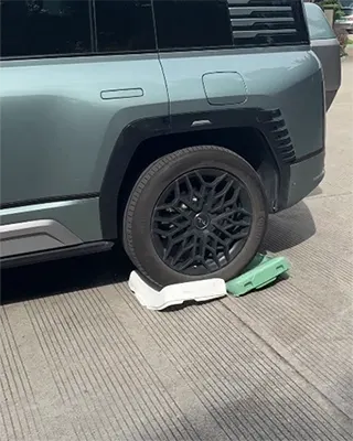 Luggage Shell Durability Test