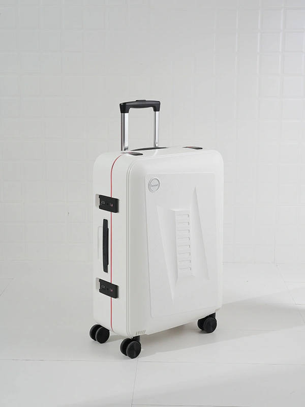 Zipperless Check-In Luggage