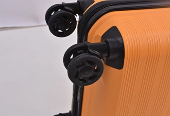 Dual 360° Spinner Wheels