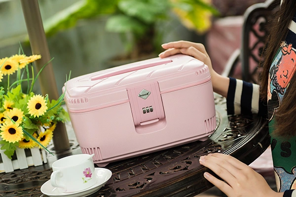Makeup Suitcase/Cosmetic Cases