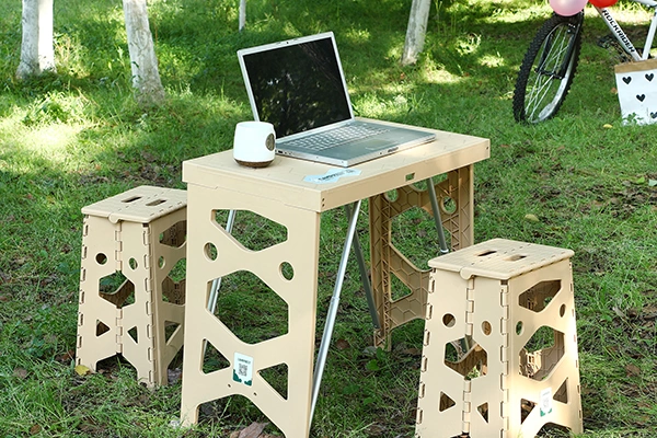 Foldable Plastic Tables & Stools